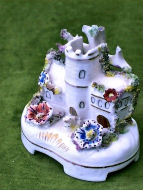STAFFORDSHIRE CASTLE/PASTILLE BURNER